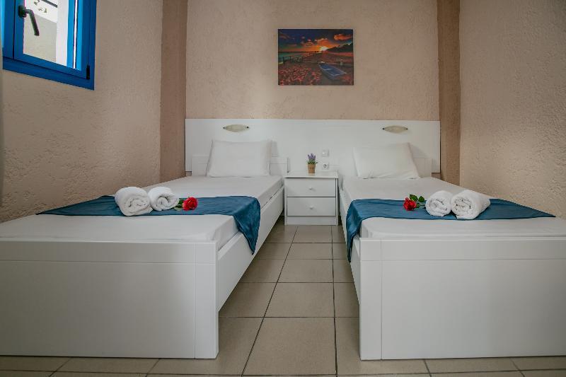 Mareva Hotel Apartments 赫索尼索斯 外观 照片